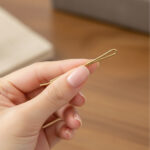 Straight ball-less gold hair grip - 4cm (100 pc.) - Image 2