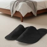 Hotel slippers - ECONOMIC BLACK - 50 pairs - Image 2